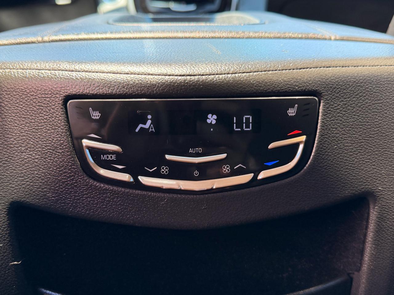 Cadillac Escalade 4WD 4dr Luxury 2020