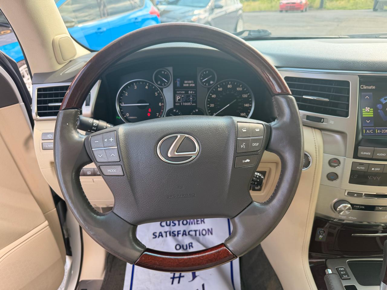 Lexus LX 570 4WD 4dr 2015