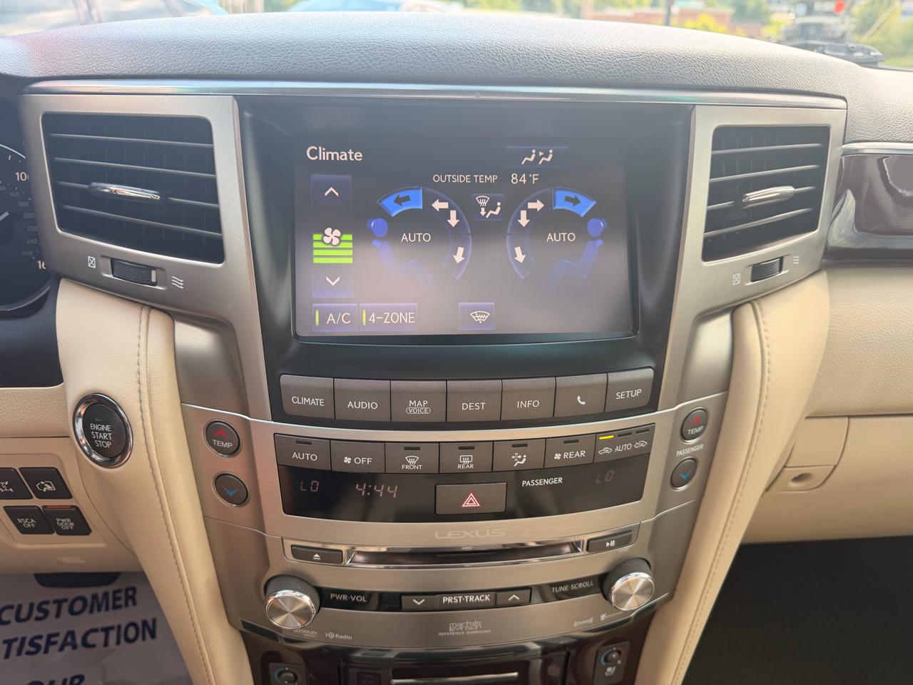 Lexus LX 570 4WD 4dr 2015
