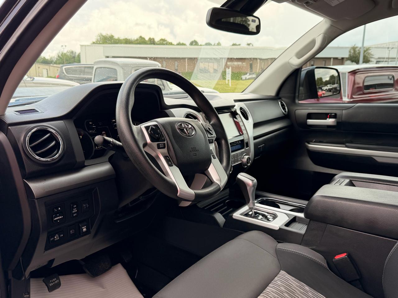 Toyota Tundra 2WD SR5 CrewMax 5.5' Bed 5.7L (Natl) 2021
