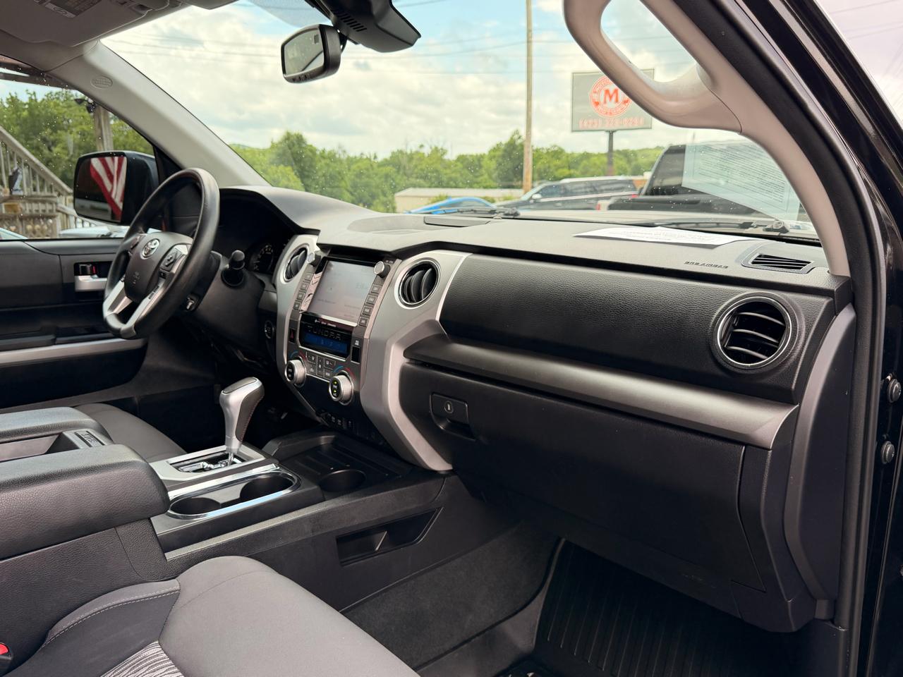 Toyota Tundra 2WD SR5 CrewMax 5.5' Bed 5.7L (Natl) 2021