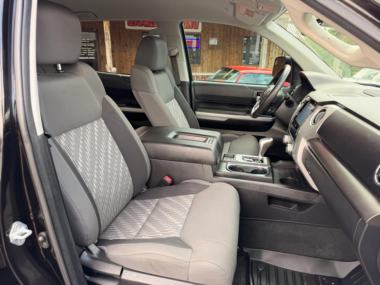 Toyota Tundra 2WD SR5 CrewMax 5.5' Bed 5.7L (Natl) 2021