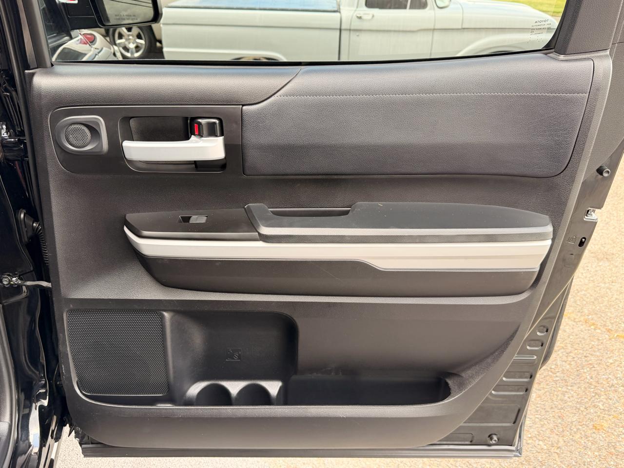 Toyota Tundra 2WD SR5 CrewMax 5.5' Bed 5.7L (Natl) 2021