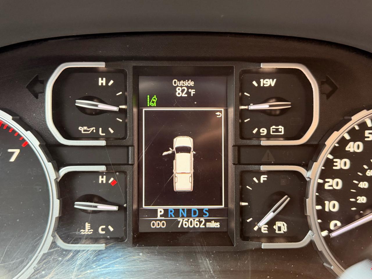 Toyota Tundra 2WD SR5 CrewMax 5.5' Bed 5.7L (Natl) 2021