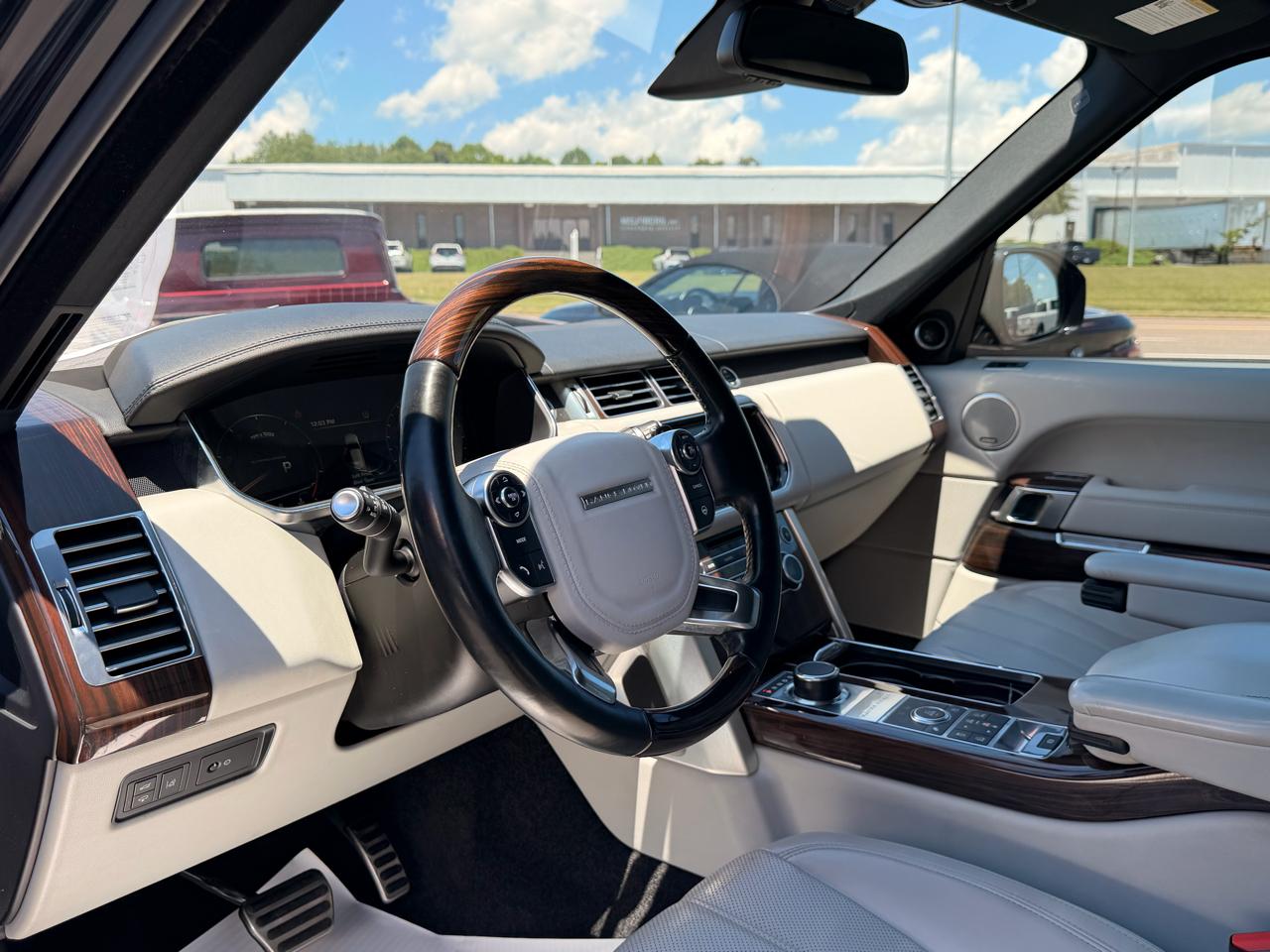 Land Rover Range Rover 4WD 4dr Supercharged 2016