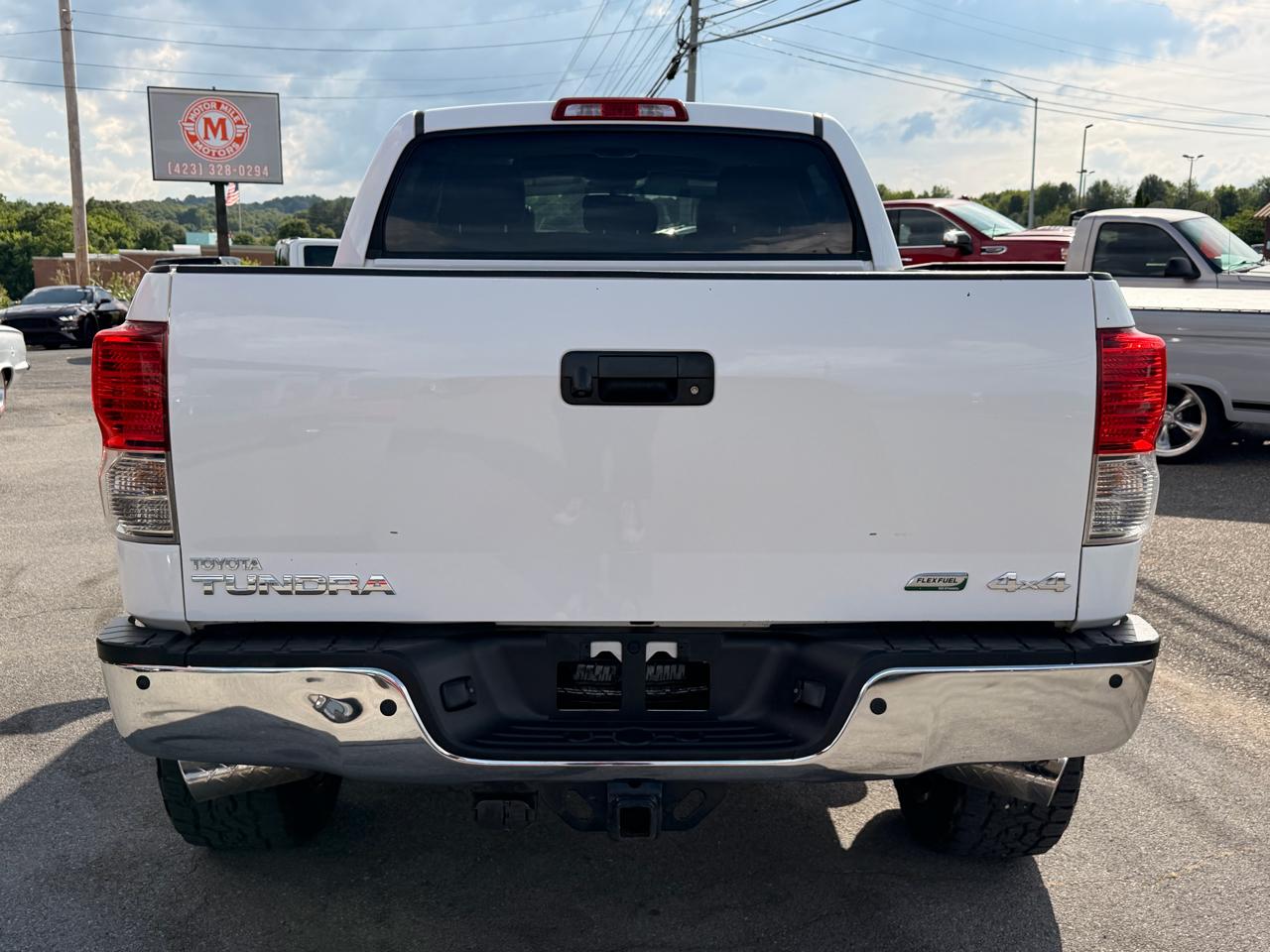 Toyota Tundra 4WD Truck CrewMax 5.7L FFV V8 6-Spd AT LTD (Natl) 2013