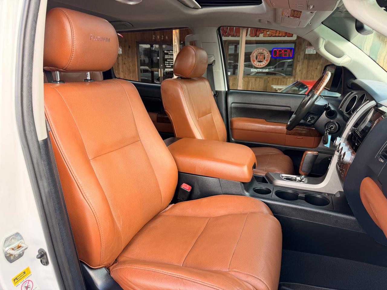 Toyota Tundra 4WD Truck CrewMax 5.7L FFV V8 6-Spd AT LTD (Natl) 2013