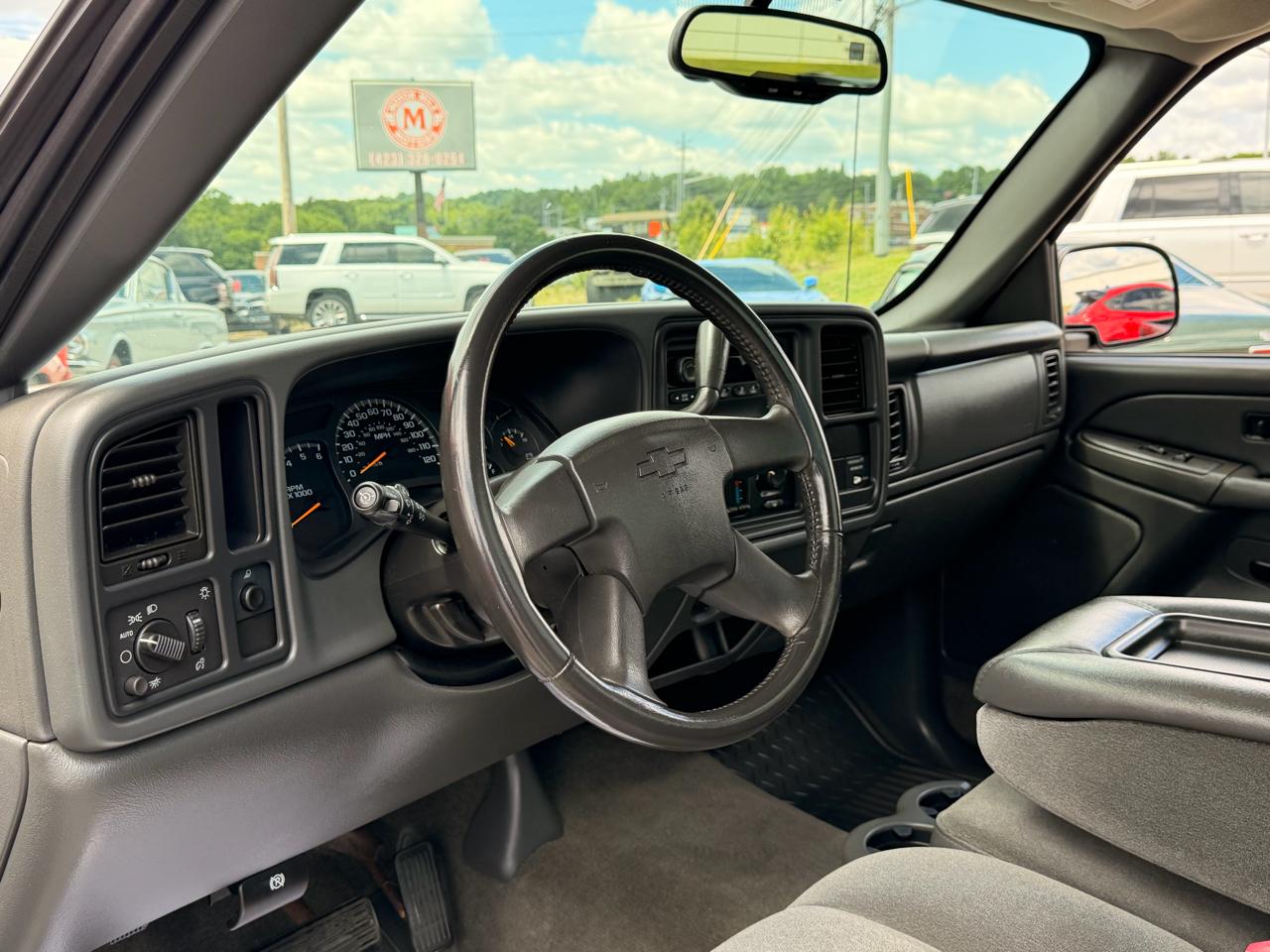 Chevrolet Silverado 1500 LS Reg Cab 2004