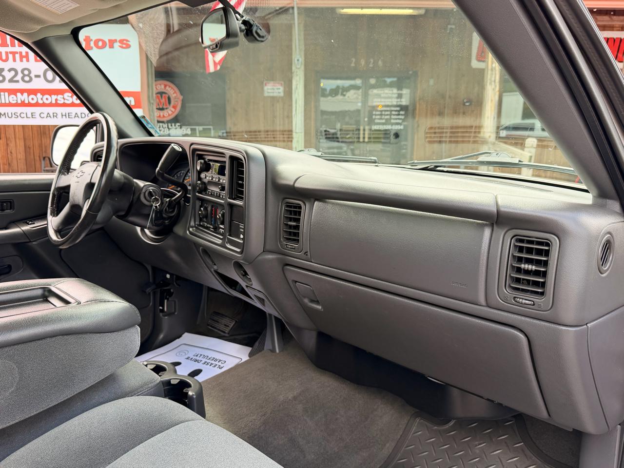 Chevrolet Silverado 1500 LS Reg Cab 2004