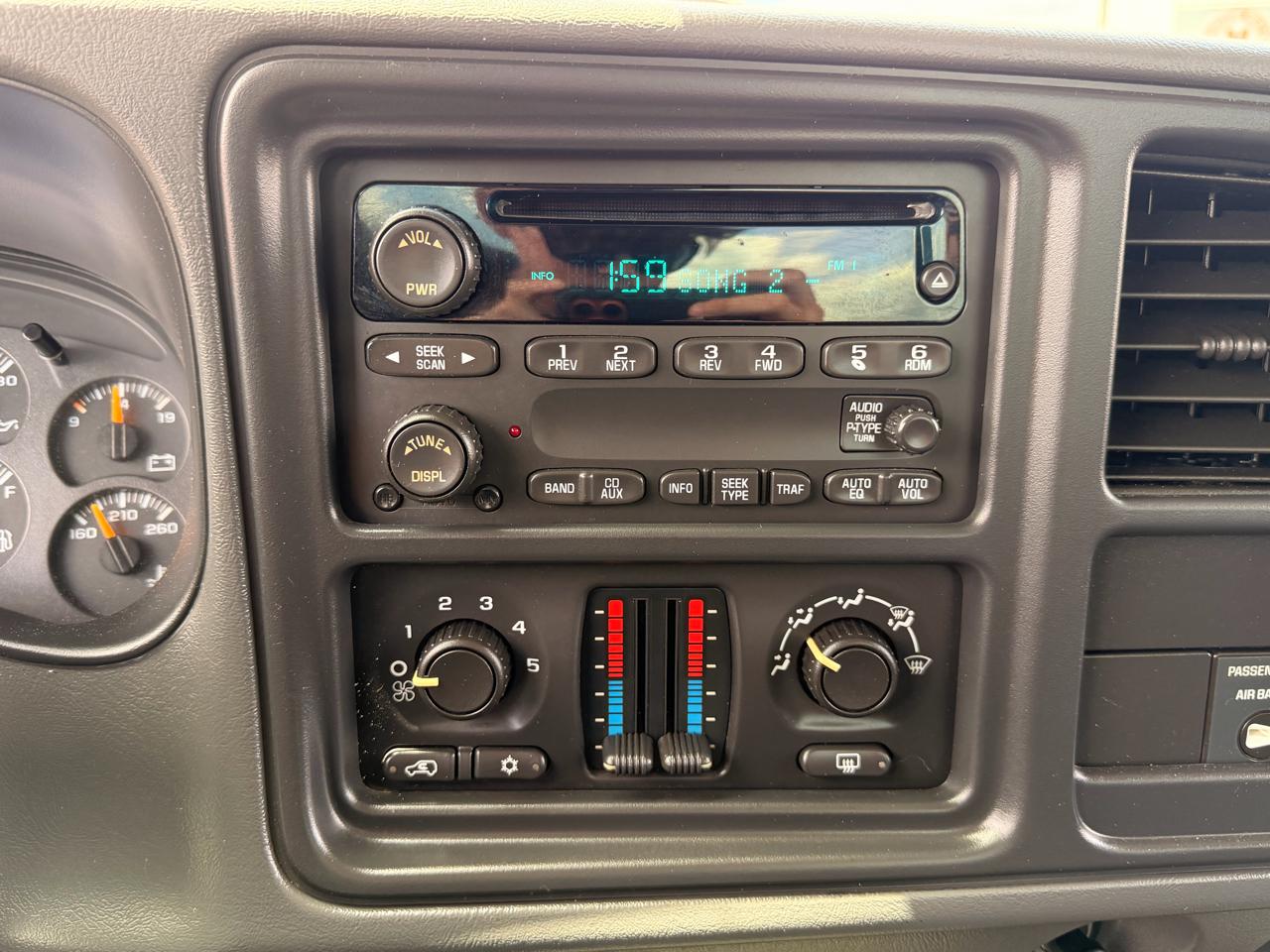 Chevrolet Silverado 1500 LS Reg Cab 2004