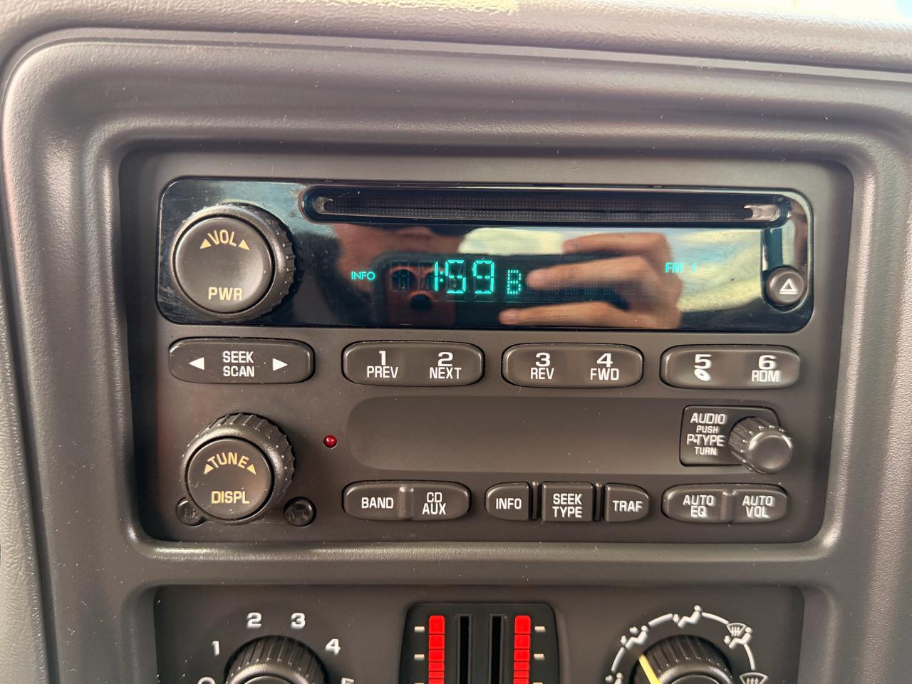Chevrolet Silverado 1500 LS Reg Cab 2004