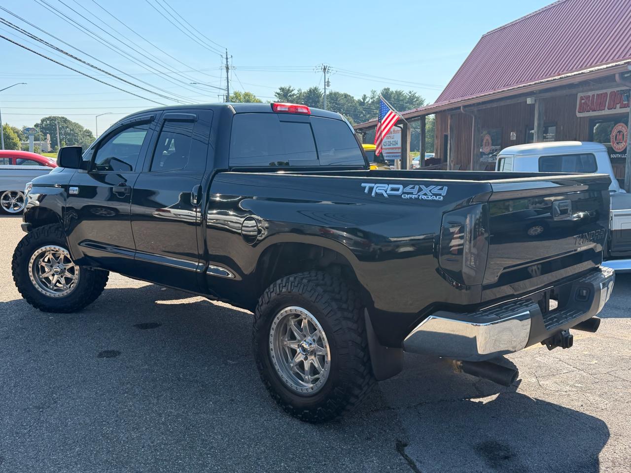 Toyota Tundra 4WD Truck Double Cab 5.7L V8 6-Spd AT TRD Pro (Natl) 2015