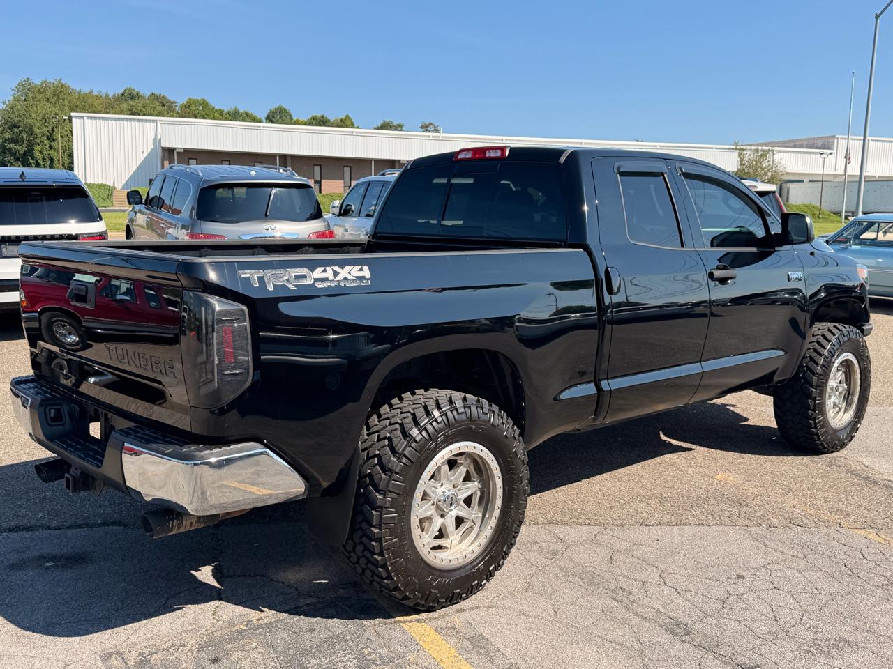 Toyota Tundra 4WD Truck Double Cab 5.7L V8 6-Spd AT TRD Pro (Natl) 2015
