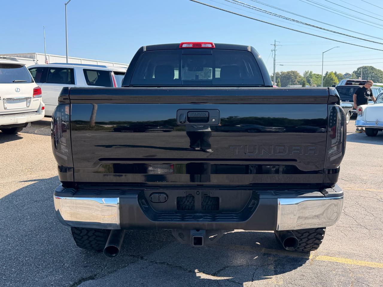 Toyota Tundra 4WD Truck Double Cab 5.7L V8 6-Spd AT TRD Pro (Natl) 2015