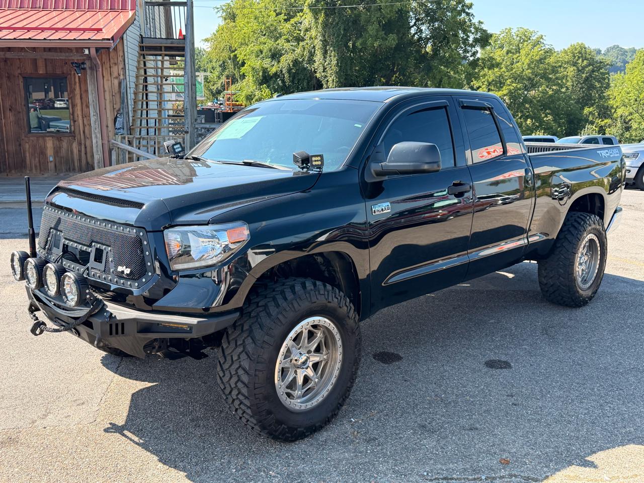 Toyota Tundra 4WD Truck Double Cab 5.7L V8 6-Spd AT TRD Pro (Natl) 2015