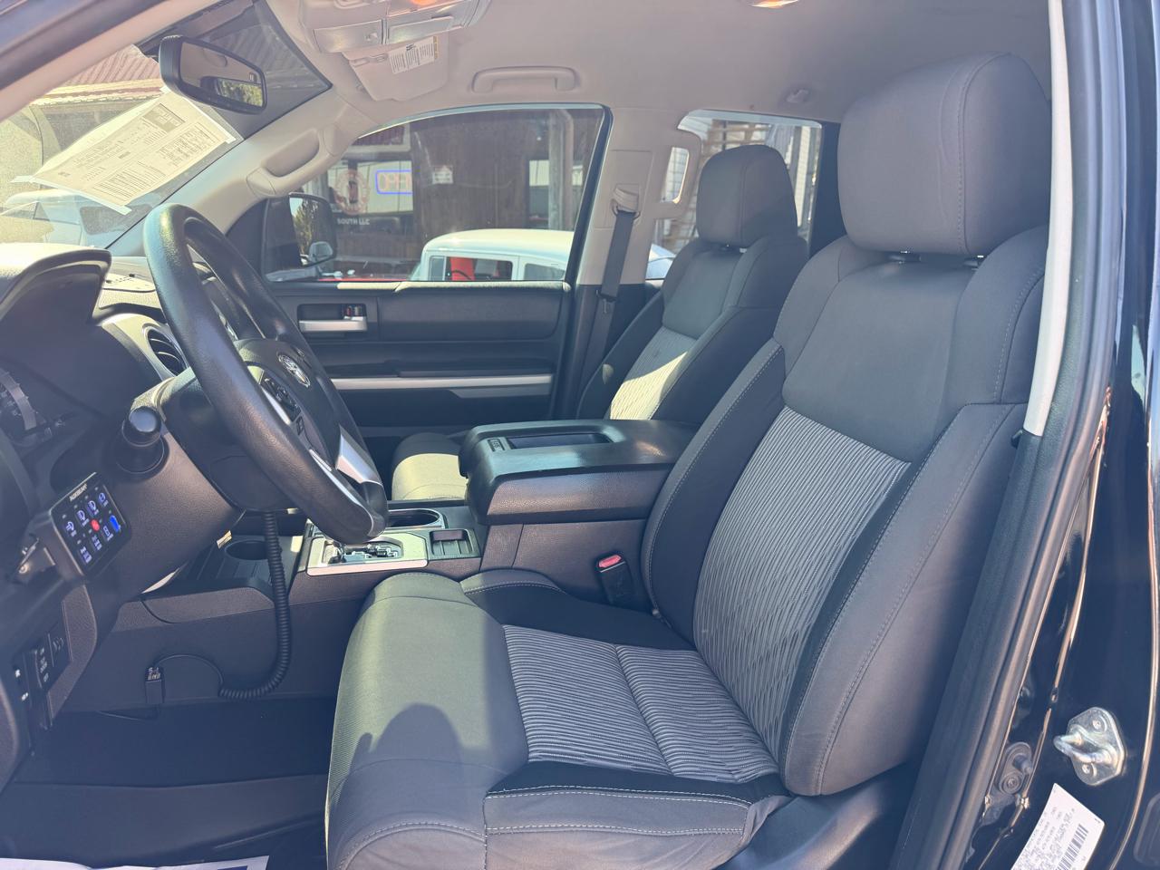 Toyota Tundra 4WD Truck Double Cab 5.7L V8 6-Spd AT TRD Pro (Natl) 2015