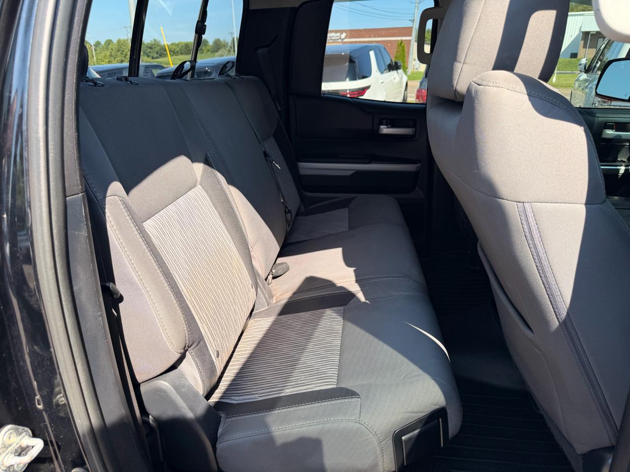 Toyota Tundra 4WD Truck Double Cab 5.7L V8 6-Spd AT TRD Pro (Natl) 2015