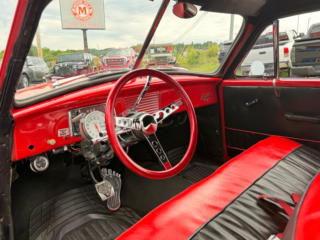 Kaiser Deluxe  1951