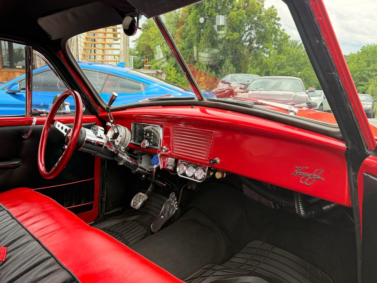 Kaiser Deluxe  1951