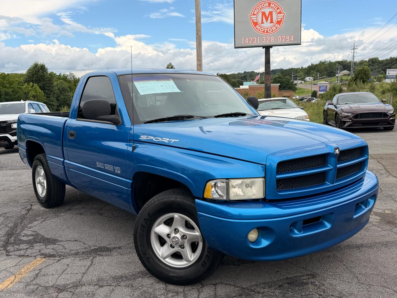 2001 Dodge Ram 1500 2dr Reg Cab 119" WB