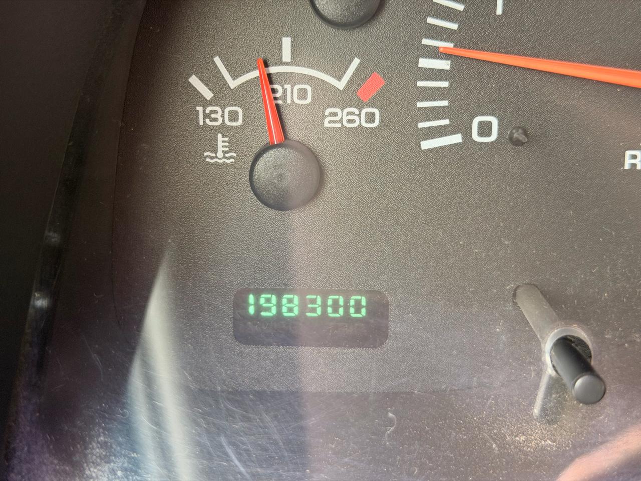 Dodge Ram 1500 2dr Reg Cab 119" WB 2001
