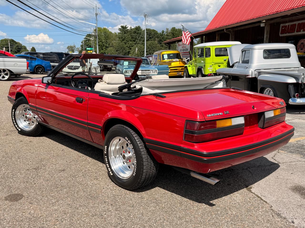 Ford Mustang 2dr Conv GT 1984