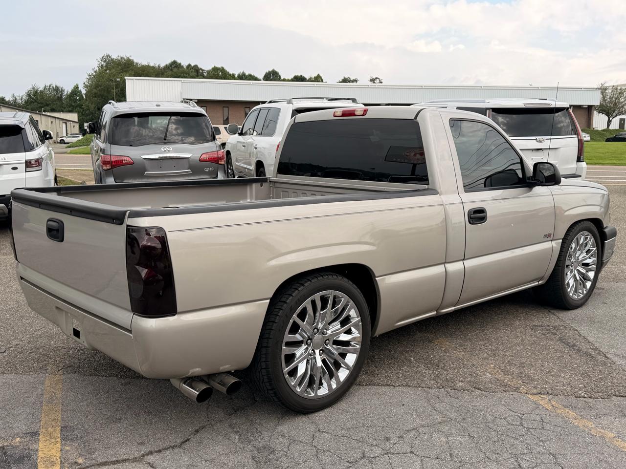 Chevrolet Silverado 1500 2WD Reg Cab 133.0" LS 2005