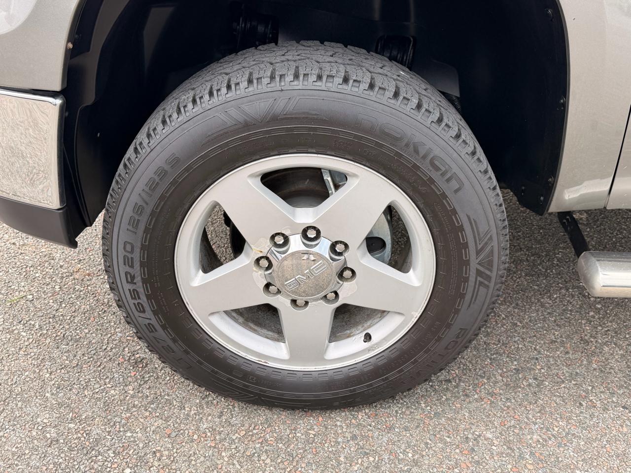 GMC Sierra 2500HD 4WD Crew Cab 153.7" SLT 2013