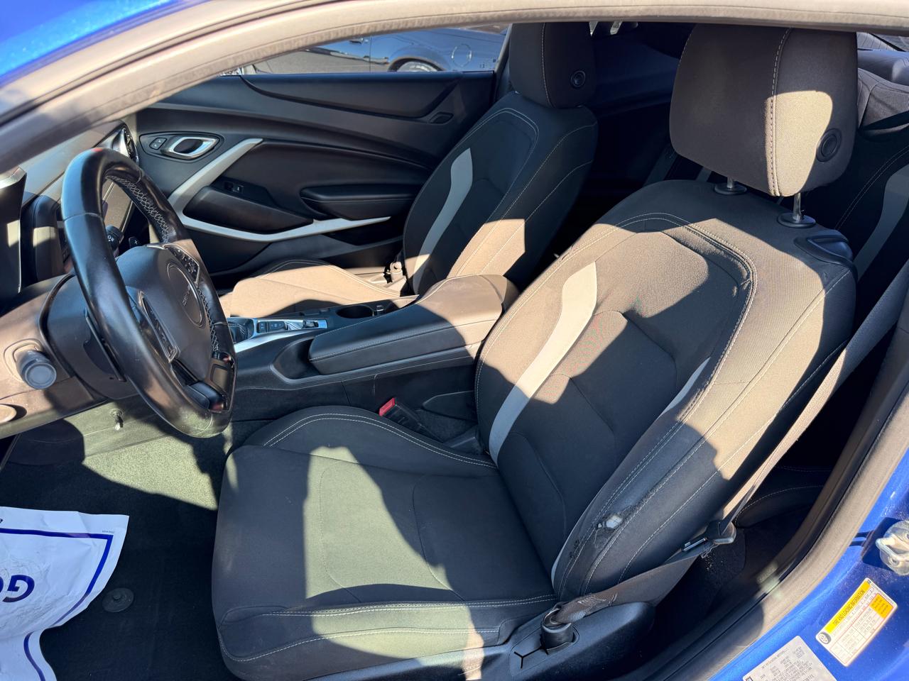 Chevrolet Camaro 2dr Cpe 1LT 2019