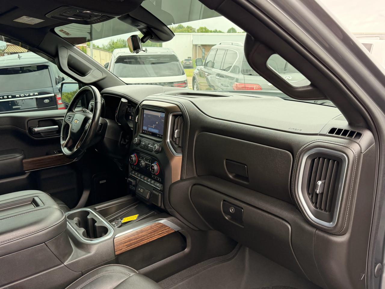 Chevrolet Silverado 1500 4WD Crew Cab 147" High Country 2021
