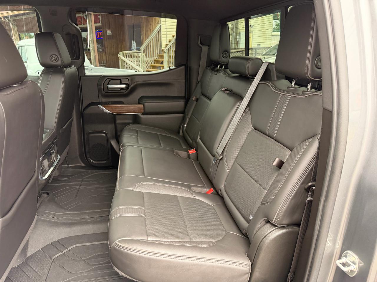 Chevrolet Silverado 1500 4WD Crew Cab 147" High Country 2021