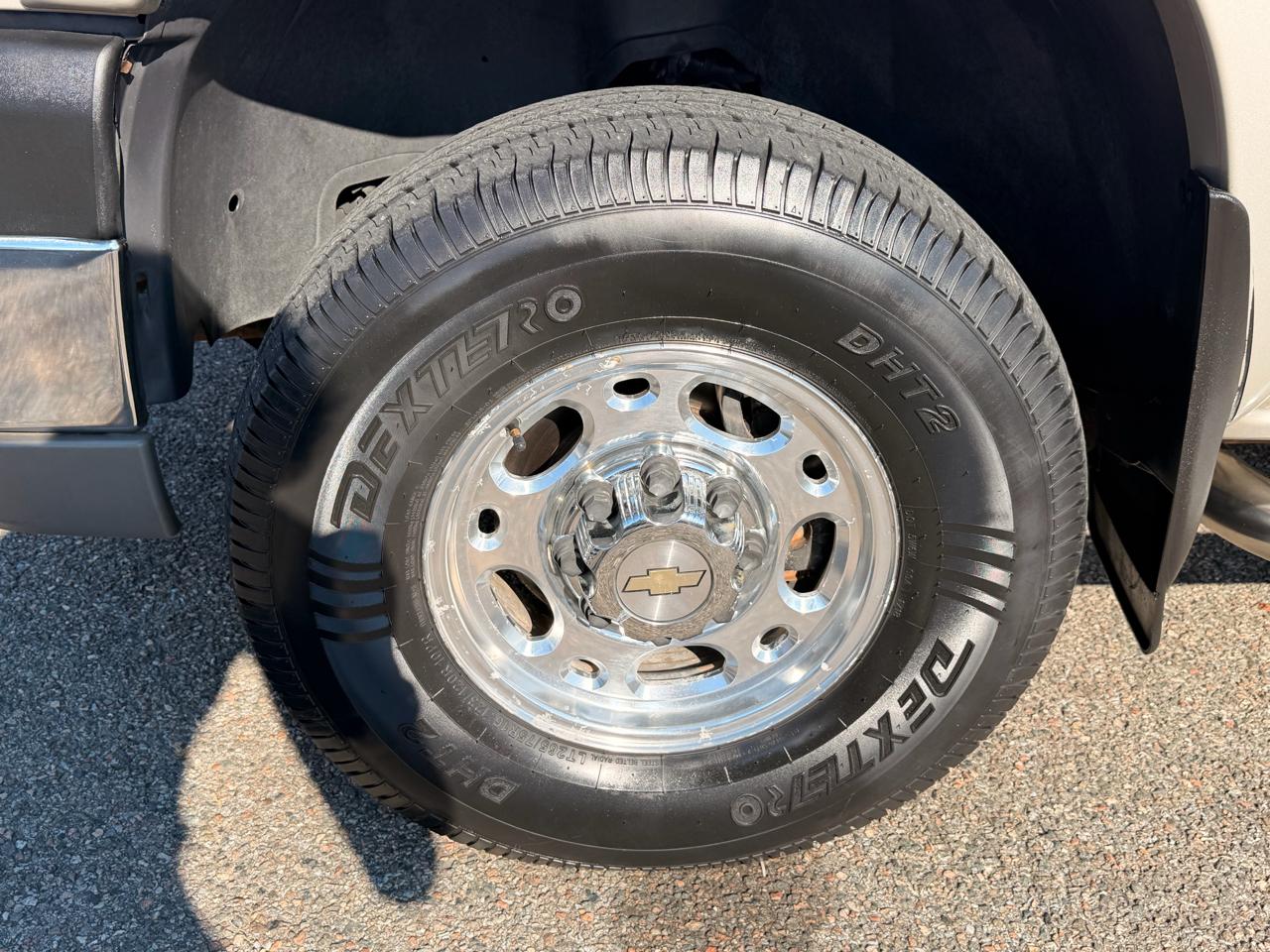 Chevrolet Silverado 2500HD Ext Cab 157.5" WB LS 2004