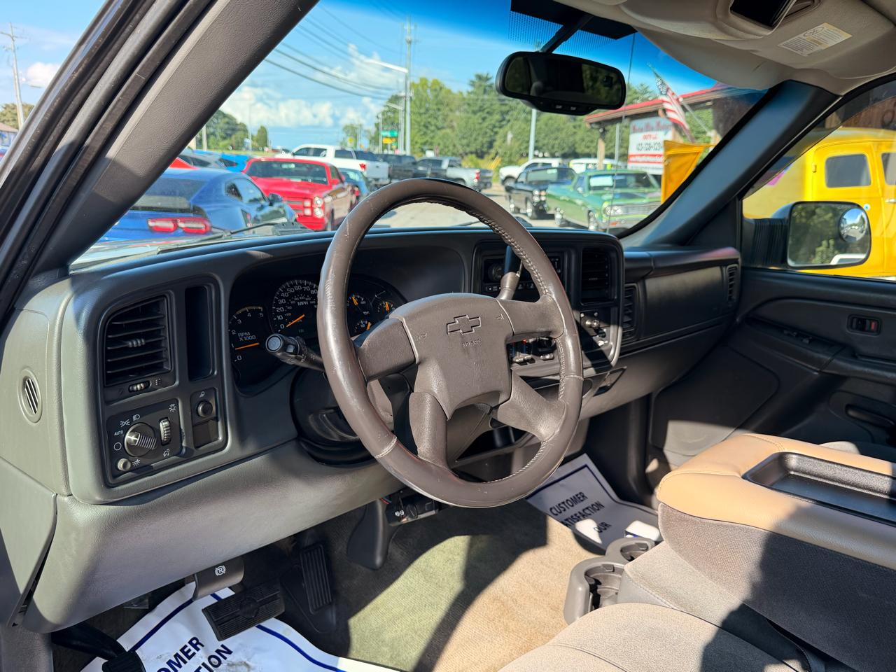 Chevrolet Silverado 2500HD Ext Cab 157.5" WB LS 2004