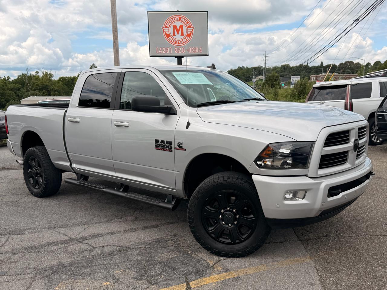 2017 RAM 2500 Big Horn 4x4 Crew Cab 6'4" Box