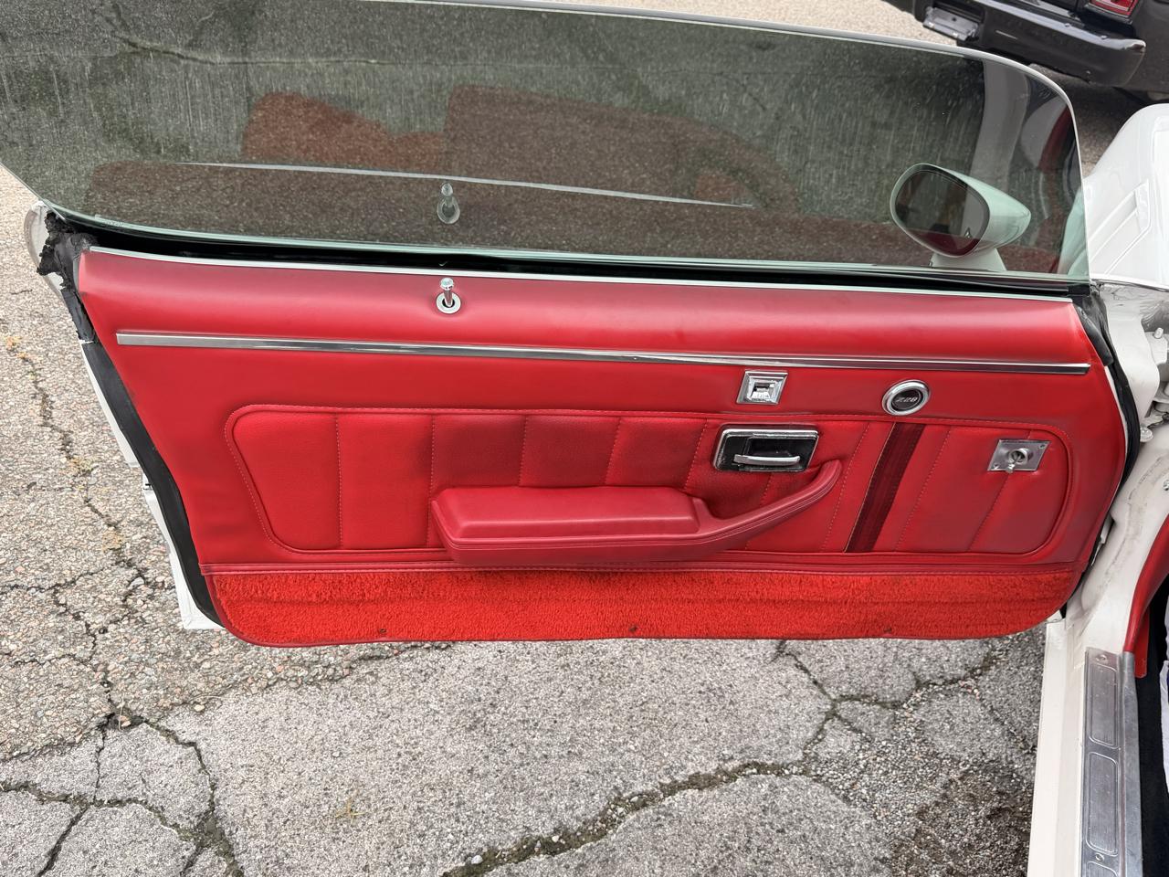 Chevrolet Camaro 2dr Coupe 1981