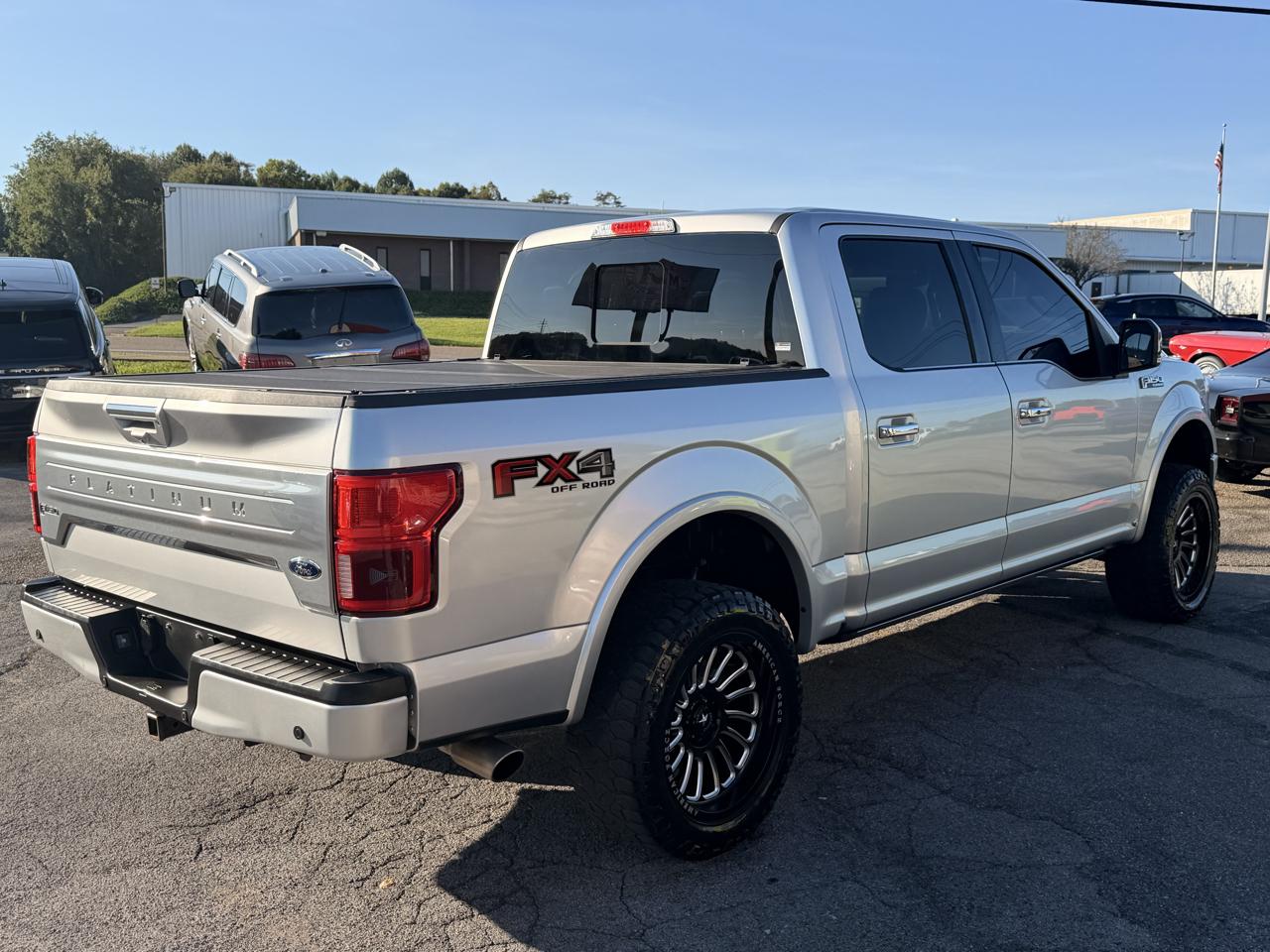 Ford F-150 4WD SuperCrew 145" Platinum 2018