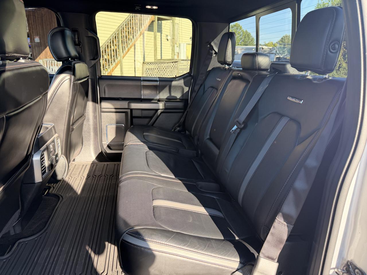 Ford F-150 4WD SuperCrew 145" Platinum 2018