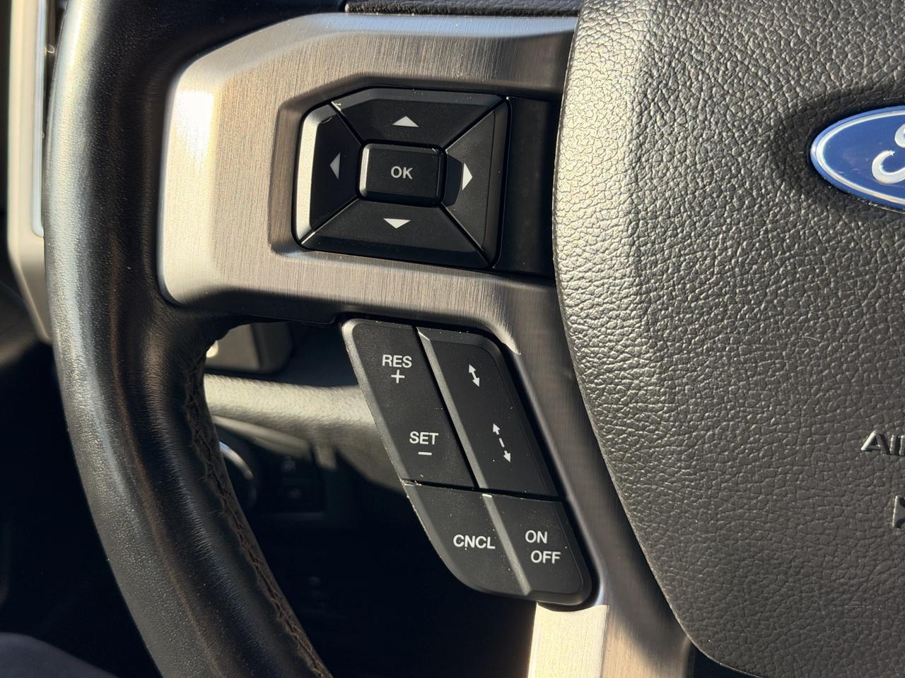 Ford F-150 4WD SuperCrew 145" Platinum 2018