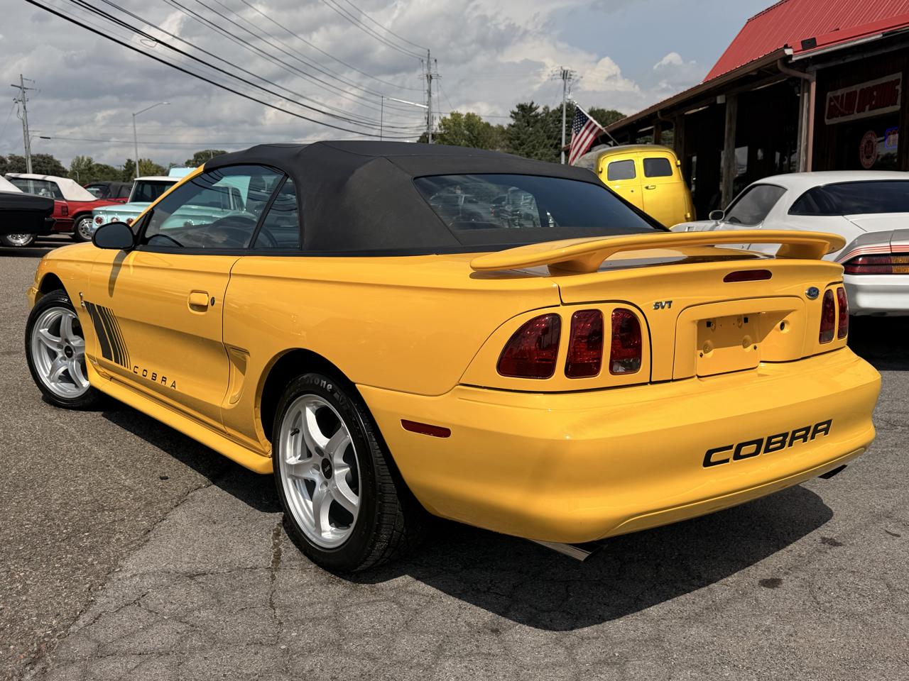 Ford Mustang 2dr Convertible SVT Cobra 1998