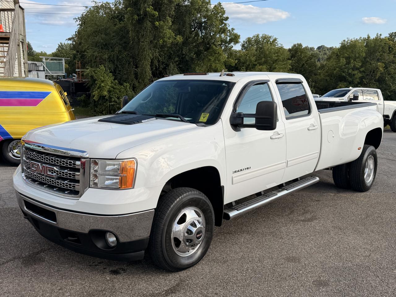 GMC Sierra 3500HD 4WD Crew Cab 167" SLT 2012