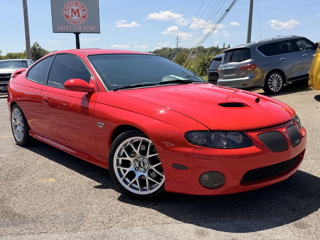 Pontiac GTO 2dr Cpe 2006