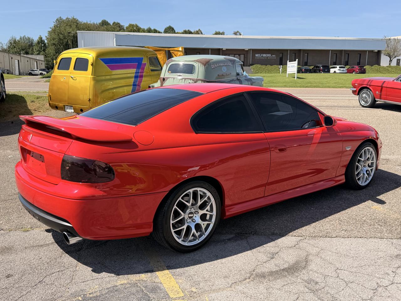 Pontiac GTO 2dr Cpe 2006