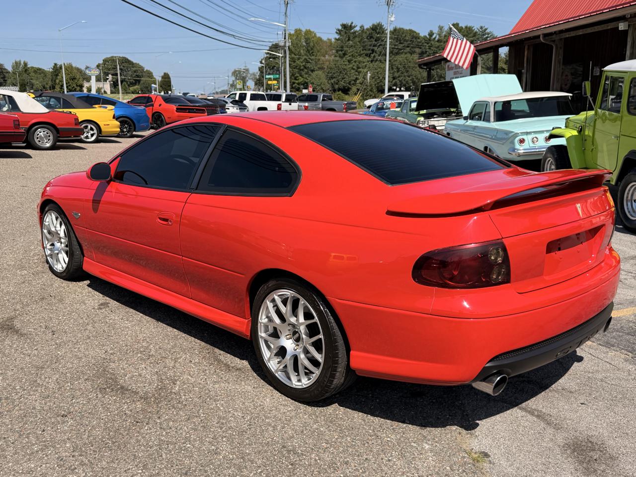 Pontiac GTO 2dr Cpe 2006