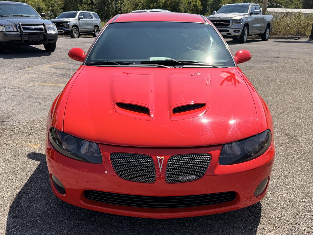 Pontiac GTO 2dr Cpe 2006