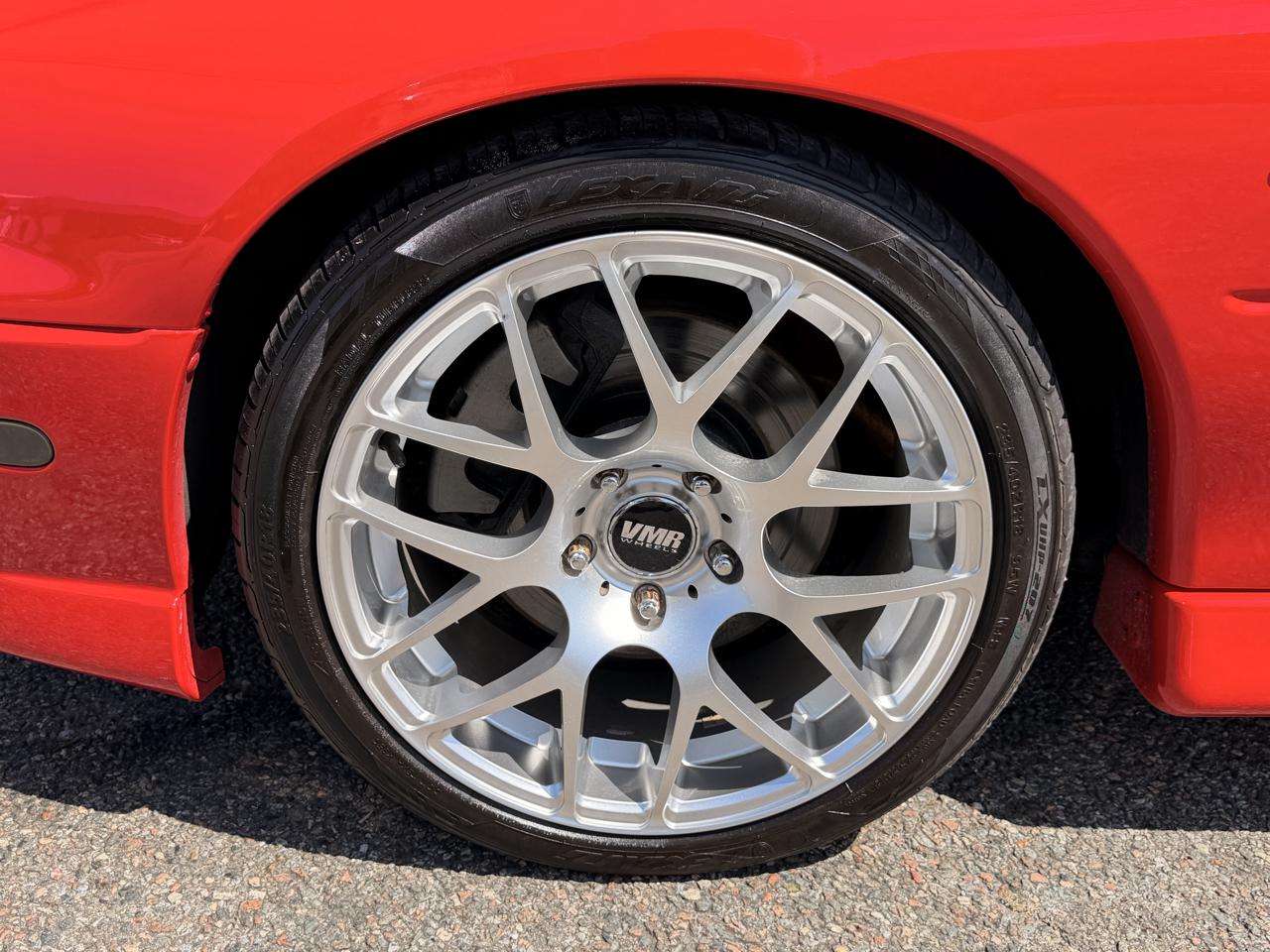 Pontiac GTO 2dr Cpe 2006