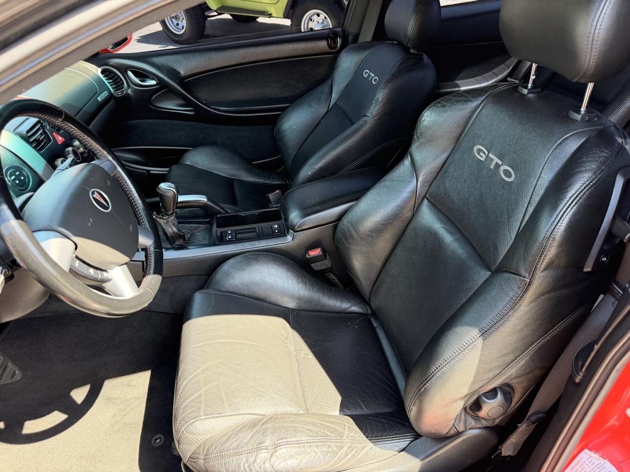 Pontiac GTO 2dr Cpe 2006