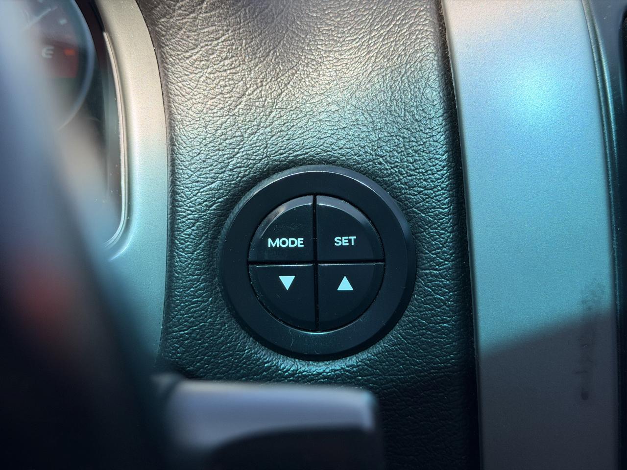 Pontiac GTO 2dr Cpe 2006