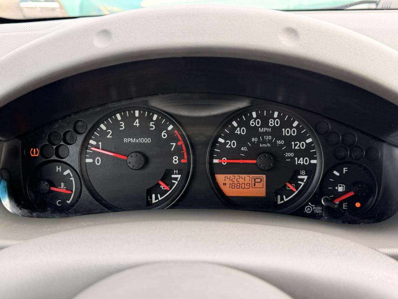 Nissan Frontier 2WD Crew Cab SWB Auto SV 2014