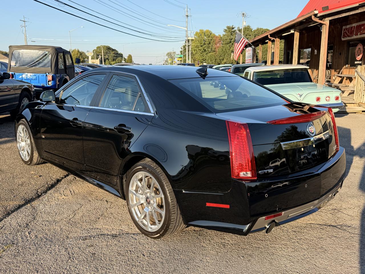 Cadillac CTS-V Sedan 4dr Sdn 2014