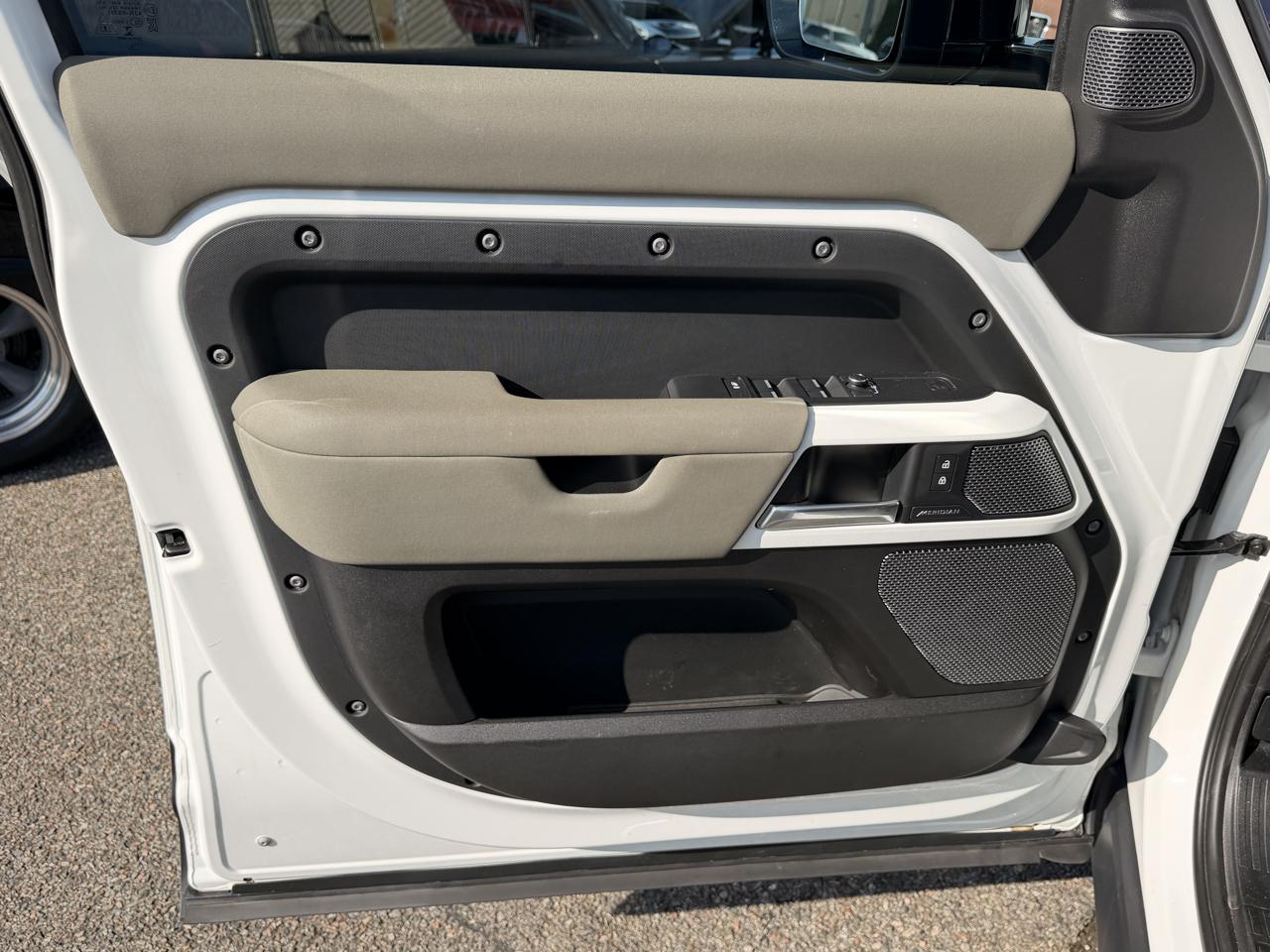 Land Rover Defender 110 S AWD 2022